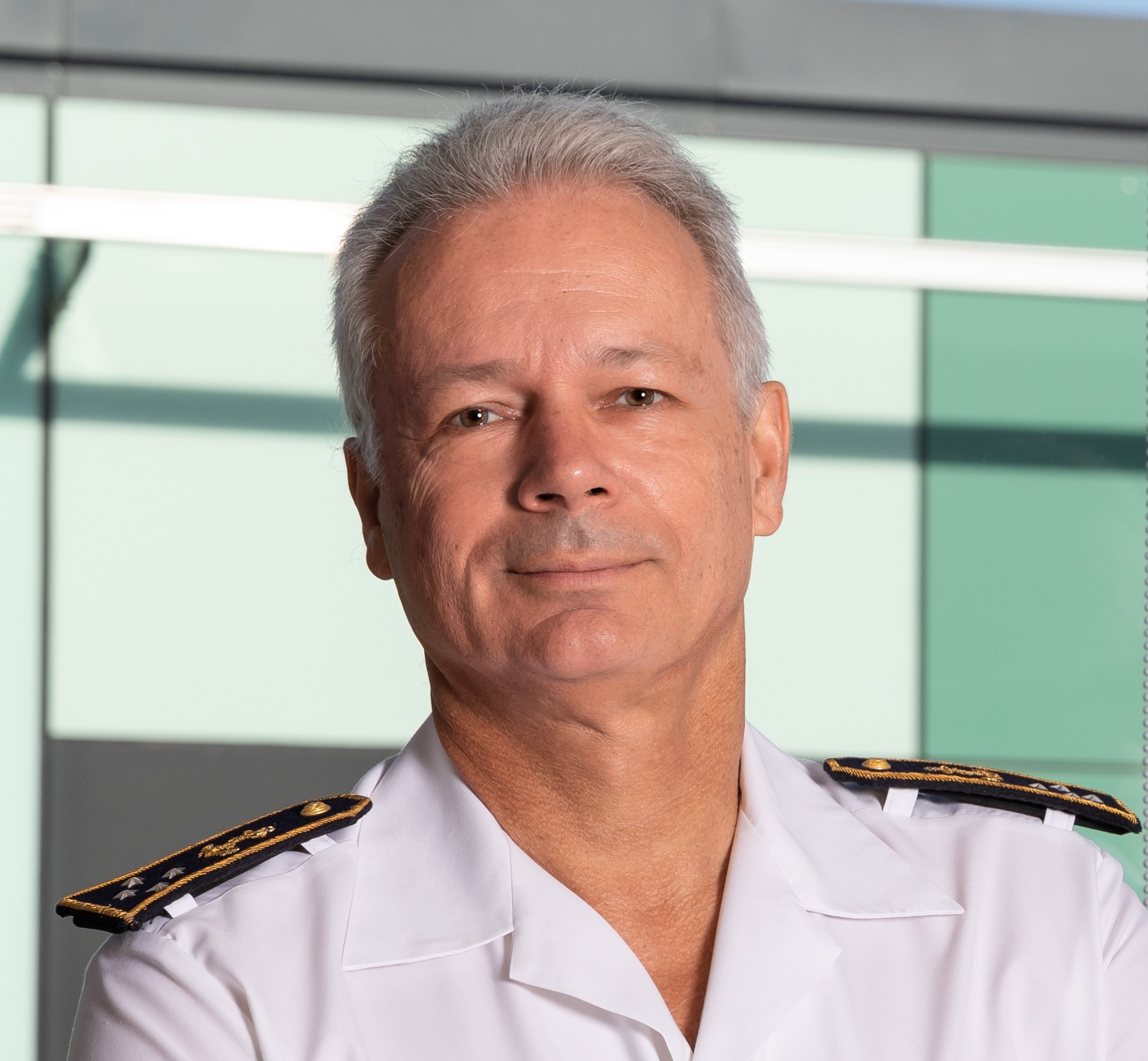 Vice-amiral d'escadre (2S)
Arnaud Coustillière